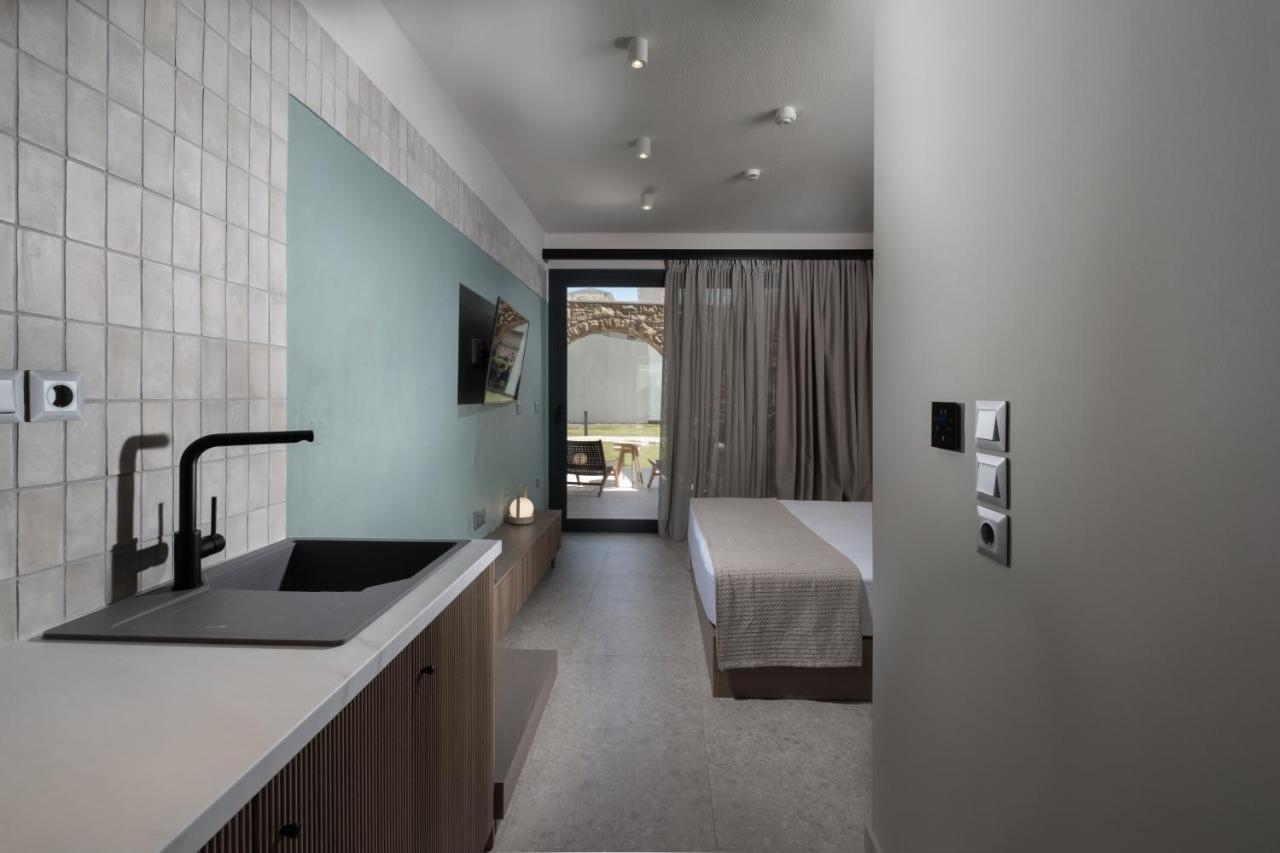 Callisti Suites Sarti Ngoại thất bức ảnh
