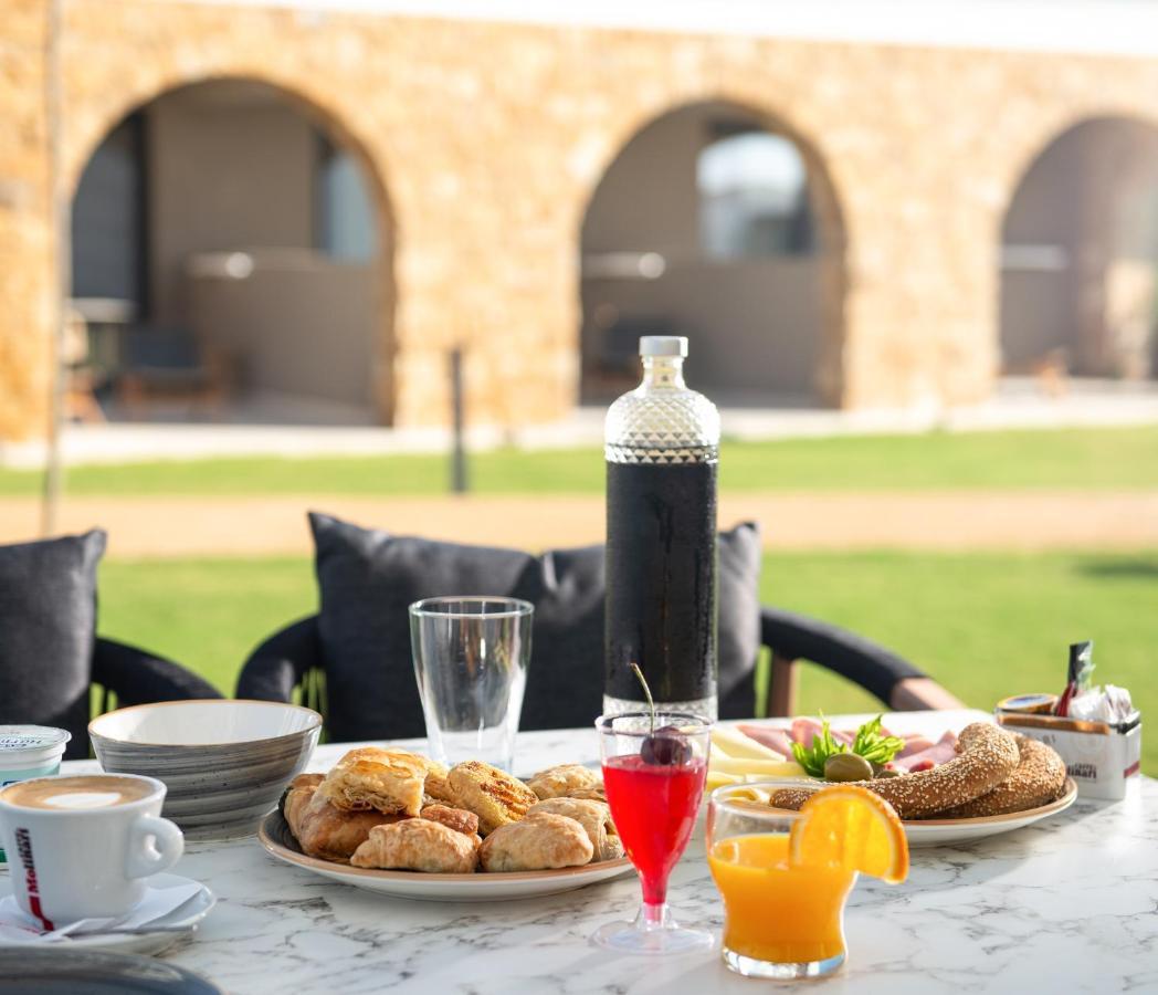 Callisti Suites Sarti Ngoại thất bức ảnh