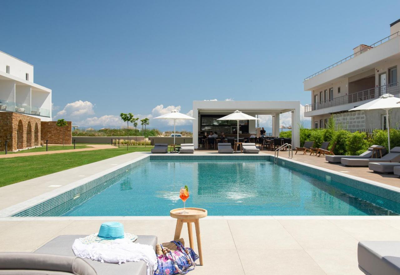 Callisti Suites Sarti Ngoại thất bức ảnh